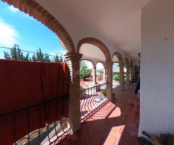 Foto c8d9cbd9-317a-45f6-bdeb-98a51c9a547e. Xalet amb aparcament a campo de Mijas Mijas