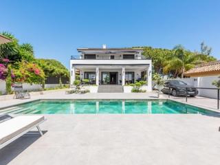 Chalet à Río Real. Villa de 3 dormitorios, 3 baños en río real, marbella