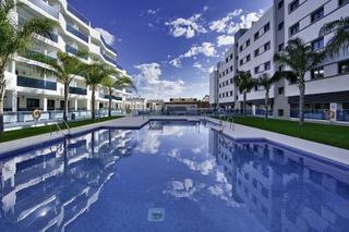 Pis a Los Ríos. Apartamento de 3 dormitorios y 2 baños. las lagunas, mijas costa