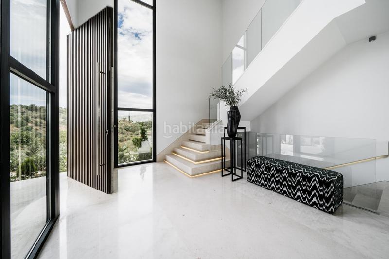 Foto 14f97d3f-4b2b-430a-86d2-4907b4b17407. Chalet villa de 5 dormitorios y 6 baños localizada en la milla de oro, . obra nueva en Marbella