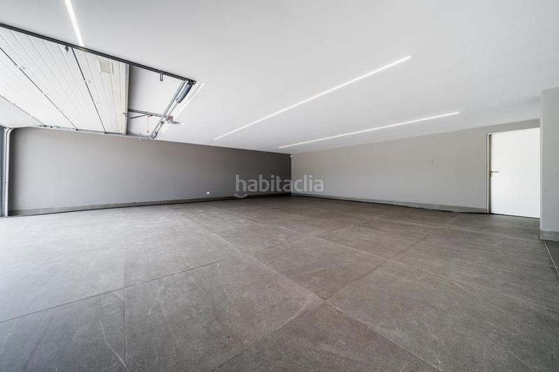 Foto 1cfa9c21-c96a-4b8a-b782-e651128b6cd5. Chalet villa de 5 dormitorios y 6 baños localizada en la milla de oro, . obra nueva en Marbella