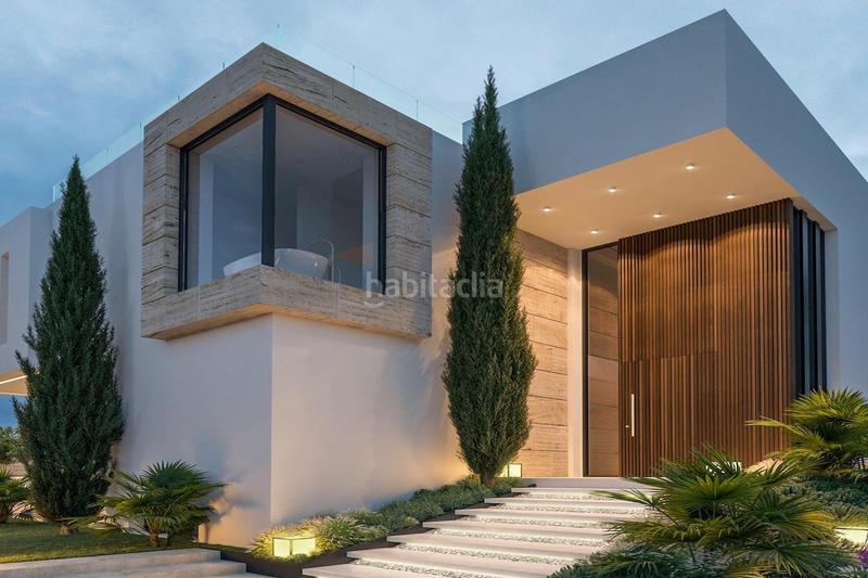 Foto 73a2dc89-137d-4c3d-88f3-a39591167785. Chalet villa de 5 dormitorios y 6 baños localizada en la milla de oro, . obra nueva en Marbella
