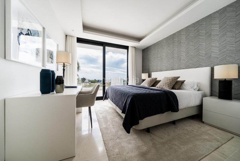 Foto efe69bb6-55c5-4af3-8871-b9157d59bc26. Chalet villa de 5 dormitorios y 6 baños localizada en la milla de oro, . obra nueva en Marbella