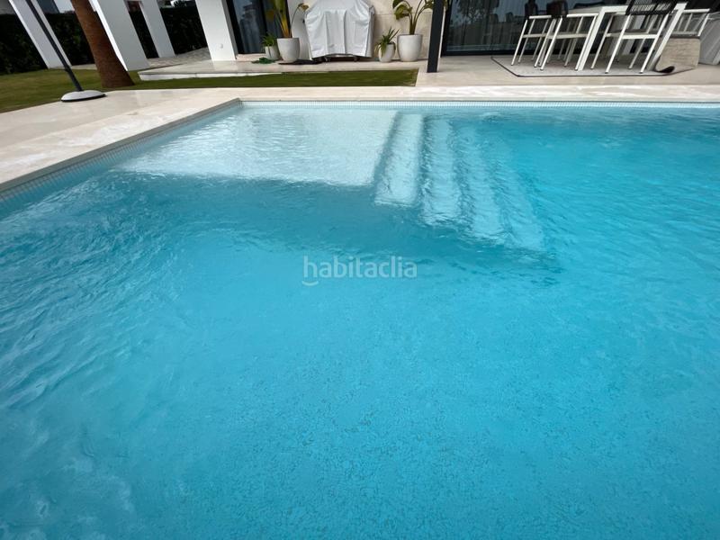 Foto f59e2e75-0d60-42b8-a323-bc38eb5627b1. Chalet villa de 5 dormitorios y 6 baños localizada en la milla de oro, . obra nueva en Marbella