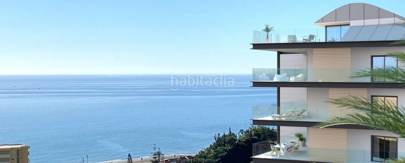 Foto 0c483e64-fade-4258-b29a-8954d9c2a655. Ático  de 3 dormitorios y 2 baños con terraza y vistas al mar. el higuerón, en Fuengirola