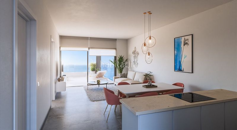 Foto 8304ec58-9182-4f4c-b634-335b3d6c6a08. Ático  de 3 dormitorios y 2 baños con terraza y vistas al mar. el higuerón, en Fuengirola