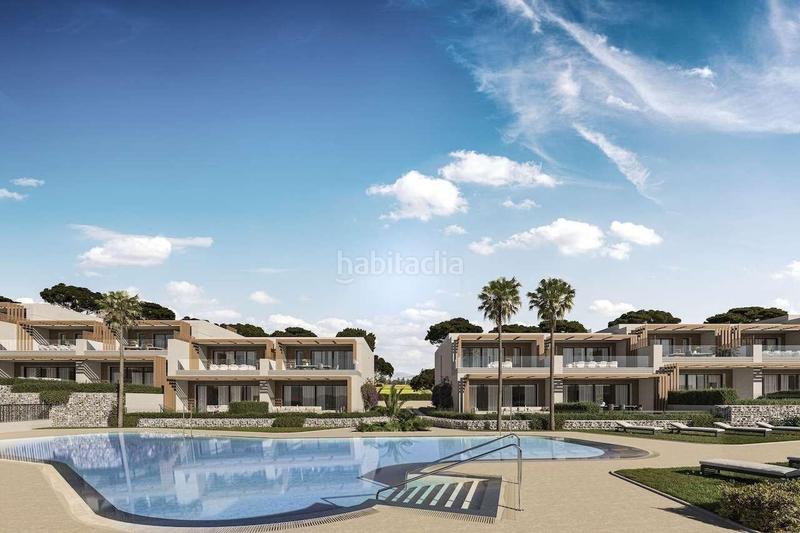 Foto 19ff3872-2f8a-4c13-ab7f-6aca737db4d9. Casa adosada obra nueva espectaculares adosados 4 habitaciones piscina garage vistas al mar en Mijas