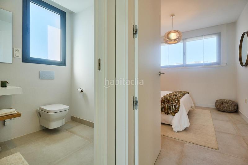 Foto acd5b9fe-2f78-4d0e-b61c-6505f1c60f7e. Casa adosada obra nueva espectaculares adosados 4 habitaciones piscina garage vistas al mar en Mijas