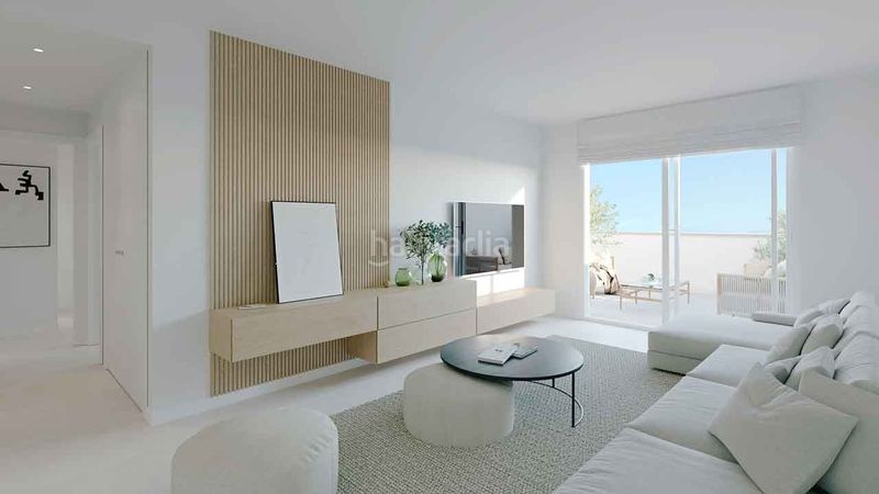 Foto a9a08279-0e2e-4e6b-8897-aa0b42c98de2. Àtic amb calefacció aparcament piscina a Guadalobón Estepona