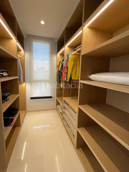 Foto ae53379f-32b5-43fa-b95b-b20f034ca337. Chalet con riscaldamento parcheggio piscina in Paraiso - Barronal Estepona