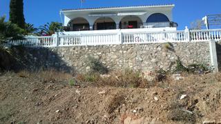 Residential Plot in Los Pacos. Magnífica parcela situada en el centro de los pacos, cerca de co