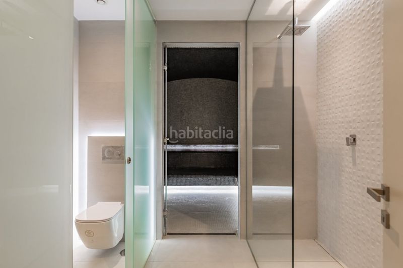 Foto f7706a73-a436-4eab-9f66-06cabf87cd8a. Xalet amb calefacció aparcament piscina a Los Naranjos Marbella