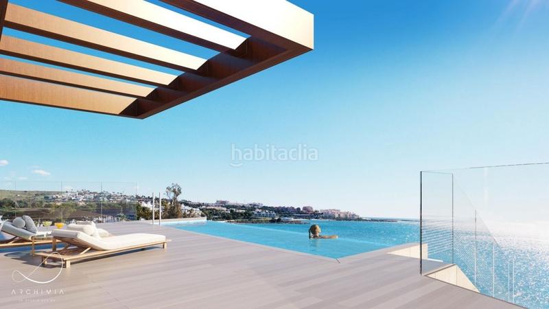 Foto f30b7a42-3179-4f96-8ab2-ea29cf2777e7. Dúplex lujoso dúplex de 2 dormitorios, 2 baños, piscina privada y vistas a la bahía . obra nueva en Estepona
