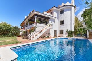 Xalet en Huerta Beln - Calvario. Gran villa en el centro de marbella, perfecta ubicacin, 8 dormi