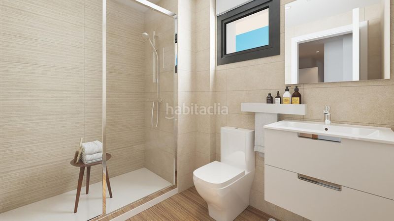 Foto 49aed1d3-db1d-4e0d-b892-2cbf6f1ad0e4. Apartamento  planta primera de 3 dormitorios, 2 baños, terraza y jardín con vistas al mar. en Estepona