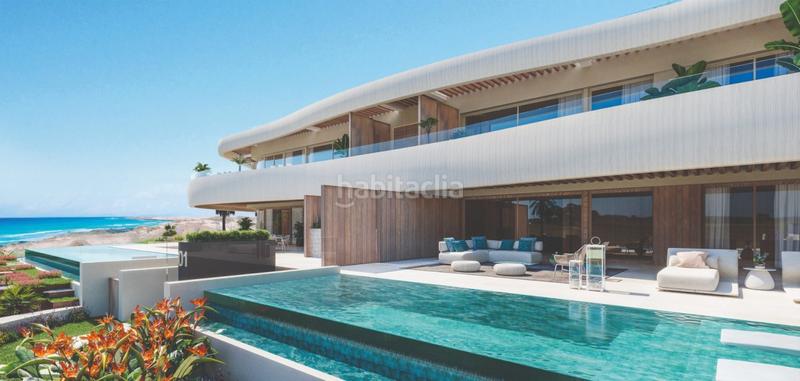 Foto 52f8c852-f9b2-46f4-908c-76a237ee9286. Ático  de 3 dormitorios y 3 baños al pie de una de las mejores playas . obra nueva en Marbella