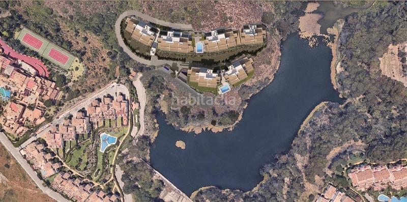 Foto d33ed56c-7b37-4eb6-bfe8-bb054db6c1ee. Apartamento  de 3 dormitorios y 3 baños en nueva andalucía, en Marbella