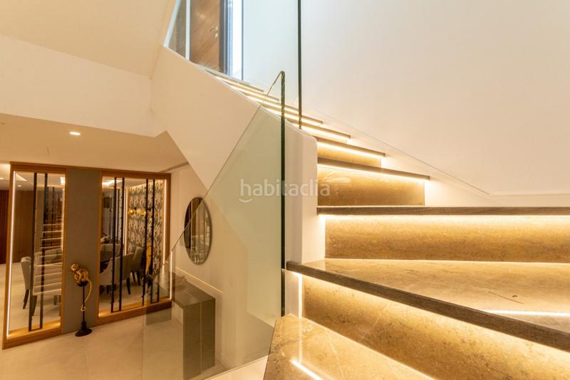 Foto 44f9b3a6-befa-432d-b35e-e84b962d809c. Chalet hora de vivir tu sueño la villa perfecta vistas panorámicas al mar y a la montaña en Marbella