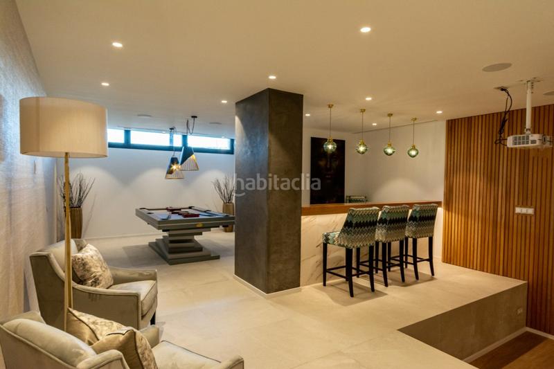 Foto 8befd3a9-508b-4ebf-963d-28227dd36885. Chalet hora de vivir tu sueño la villa perfecta vistas panorámicas al mar y a la montaña en Marbella