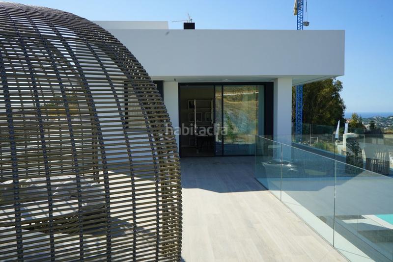 Foto e052ebe3-0a58-4cf6-8f5c-9194816f5d29. Chalet hora de vivir tu sueño la villa perfecta vistas panorámicas al mar y a la montaña en Marbella