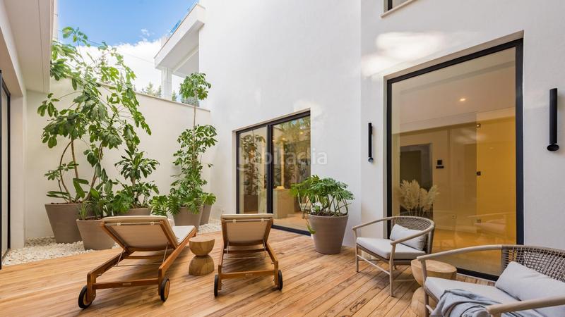 Foto 1478cf8f-cf8f-4b7a-9197-e3cce94615a4. Chalet avec chauffage parking piscine dans Paraiso - Barronal Estepona