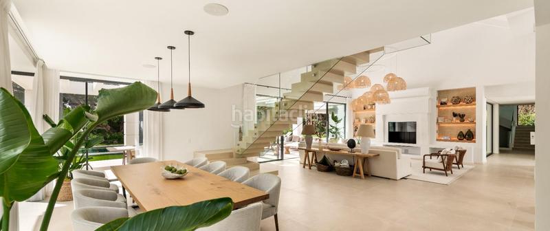 Foto 2c3dfe63-44cd-4b96-b2c0-1b55de1ef3a4. Chalet avec chauffage parking piscine dans Paraiso - Barronal Estepona