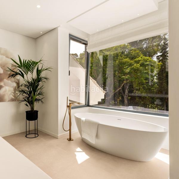 Foto 5110e9a9-877f-41e3-8d0c-5a36feb2d521. Chalet avec chauffage parking piscine dans Paraiso - Barronal Estepona