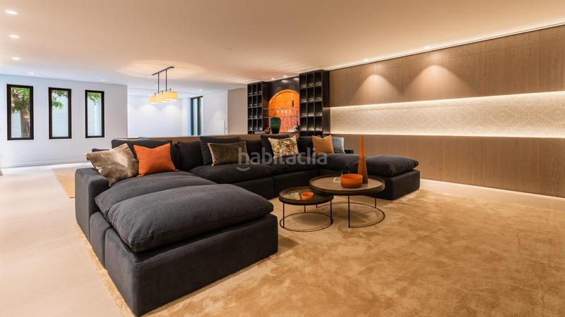 Foto 73667ea6-01fc-4e17-ae95-739e6693c7d0. Chalet avec chauffage parking piscine dans Paraiso - Barronal Estepona