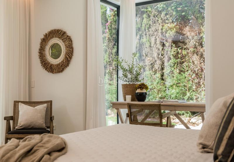 Foto c5b3335d-1084-4cde-bf4f-576c9c2d1e9d. Chalet avec chauffage parking piscine dans Paraiso - Barronal Estepona