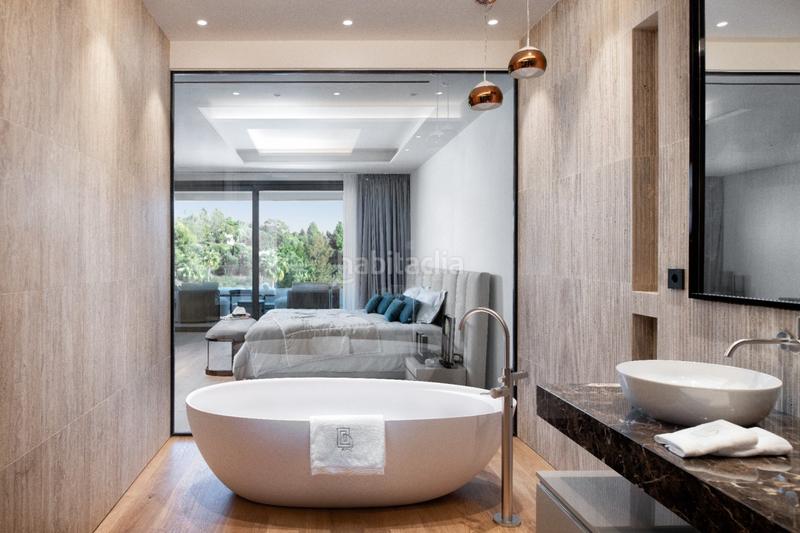 Foto e819d951-98d9-4cc6-82cb-9027b2fadac7. Attique avec chauffage parking piscine dans Las Lomas de Río Verde Marbella