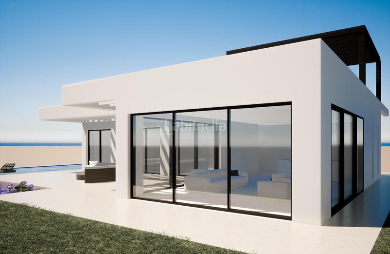 Foto 1c3160d1-a072-4d63-816b-69a0e66a3335. Chalet new 3 bedroom, 2 bathroom villa with views to fuengirola and the sea. cerros del águila, en Mijas