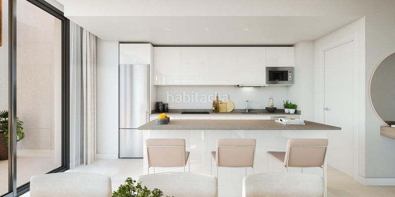 Foto 10bc834a-1467-40ce-8869-bd137d24e491. Ático  de 3 dormitorios y 2 baños con solarium y vistas al mar en el higuerón, fuengirola en Benalmádena