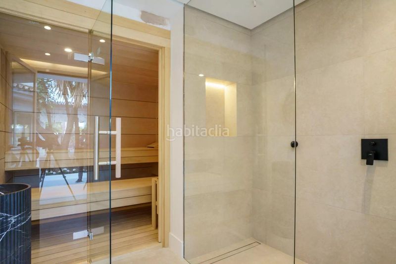 Foto 8f0c5c98-f393-424d-8845-6002112006e0. Xalet amb aparcament piscina a Las Brisas Marbella