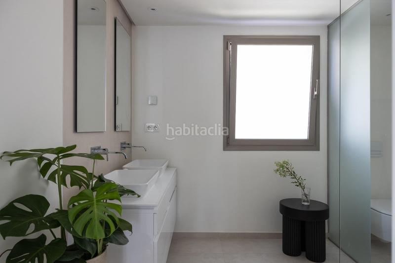 Foto 841178c4-453e-4f40-be45-0f08e61906b7. Ático  dúplex de 3 dormitorios, solarium y vistas al mar en exclusiva urbanización. en Marbella