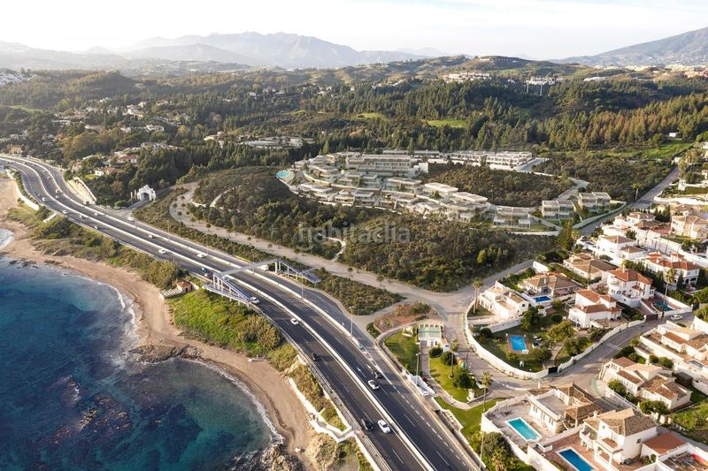 Foto 12798655-3570-4aae-9c82-3ee1150d40e2. Casa pareada pareado de 4 dormitorios con vistas al mar, listo para entrar a vivir! frente a la playa... en Mijas