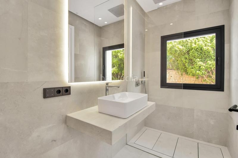 Foto 6900a81e-a7d1-4fd6-8a76-ded5b5c2acdd. Chalet villa de 6 dormitorios y 9 baños en sierra blanca, en Marbella