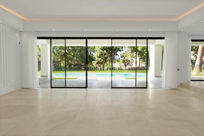 Foto 72389f6d-ad5d-4786-92b4-871a8cc80879. Chalet villa de 6 dormitorios y 9 baños en sierra blanca, en Marbella