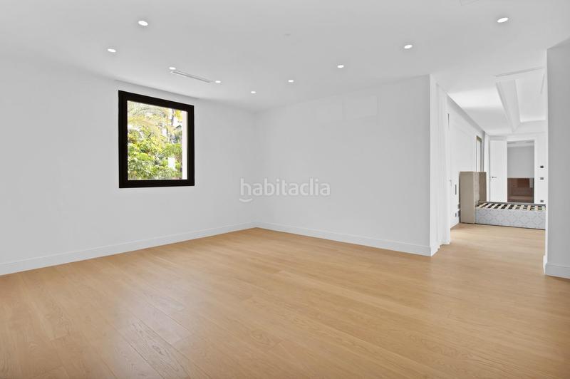 Foto 8399fe71-2b5d-4105-a8d6-41f2ddd6e945. Chalet villa de 6 dormitorios y 9 baños en sierra blanca, en Marbella