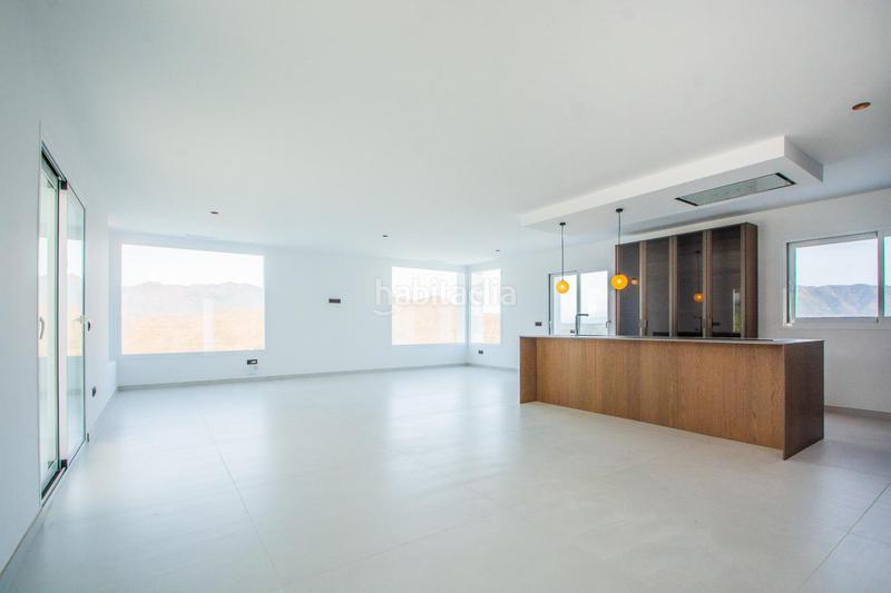 Foto 14e8c571-e1f6-48ae-872f-3a136f81017b. Xalet amb calefacció aparcament a Santa María Marbella