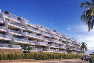 Planta baixa en San Luis de Sabinillas. Apartamento planta baja de 2 dormitorios y 2 baos con vistas al