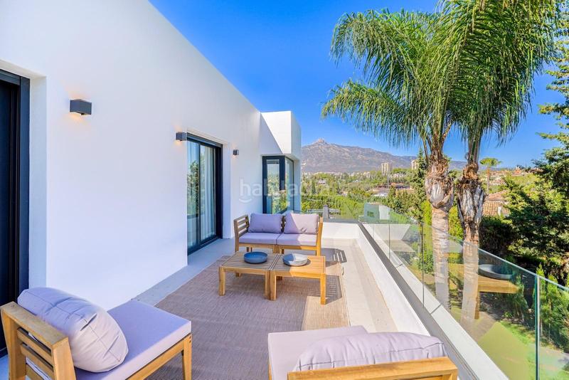 Foto dcba520f-bf69-4b0d-a3d8-2942efc6a45c. Xalet amb calefacció aparcament piscina a La Dama de Noche - La Alzambra Marbella