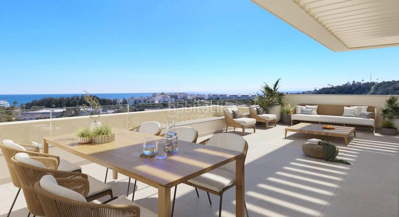 Foto eea3f68c-7aa5-49c6-976e-1fa2b0662a48. Apartament amb calefacció aparcament piscina a Guadalobón Estepona