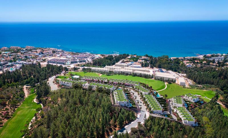 Foto e3d086e9-0255-4ac5-8337-a6c39810f449. Casa adosada adosado de 3 dormitorios y 3 baños con jardín privado. el chaparral, costa en Mijas
