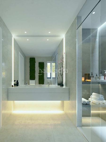 Foto bdce4598-9d64-4042-b73a-b3e57359aaf4. Ático  de 3 dormitorios y 3 baños centro. a 350 m de la playa en Fuengirola