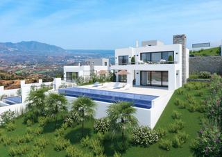 Xalet a Ojén. Villa de lujo de 3 dormitorios y 3 baños en la mairena, marbella