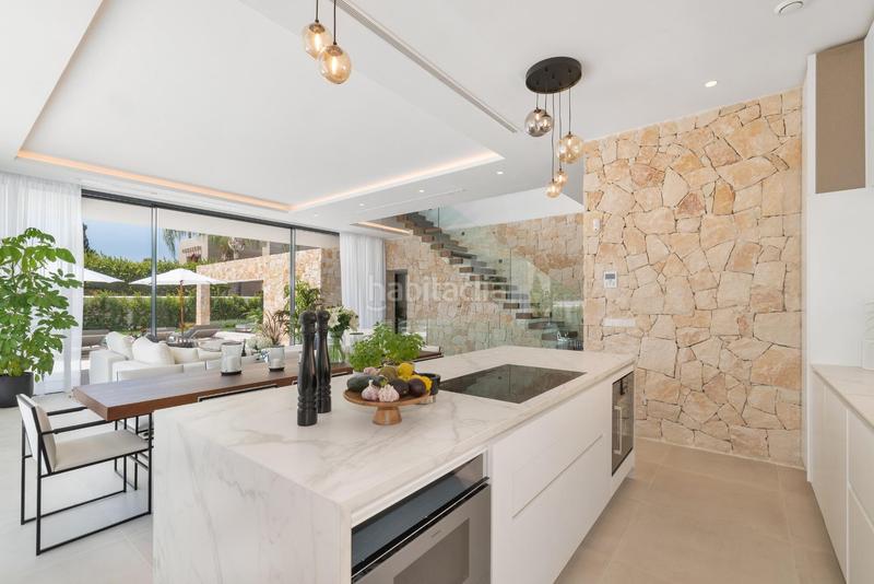 Foto a5674778-0c88-44e0-922f-1cb0d8fe6c72. Chalet avec chauffage parking piscine dans Nueva Alcántara Marbella