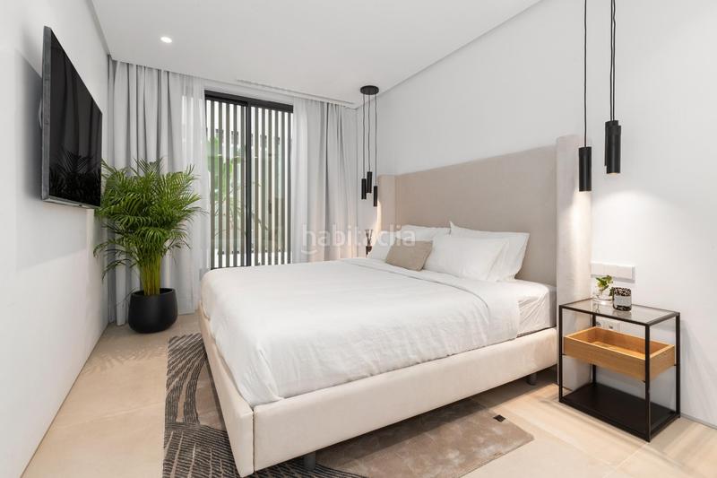 Foto a5e800b8-f4a2-40be-b14f-c7e7dec15c88. Chalet avec chauffage parking piscine dans Nueva Alcántara Marbella