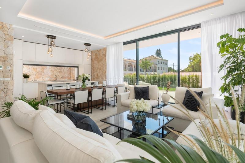 Foto af9e3e4d-c37a-4cfb-9ca1-62d255892a2d. Chalet avec chauffage parking piscine dans Nueva Alcántara Marbella