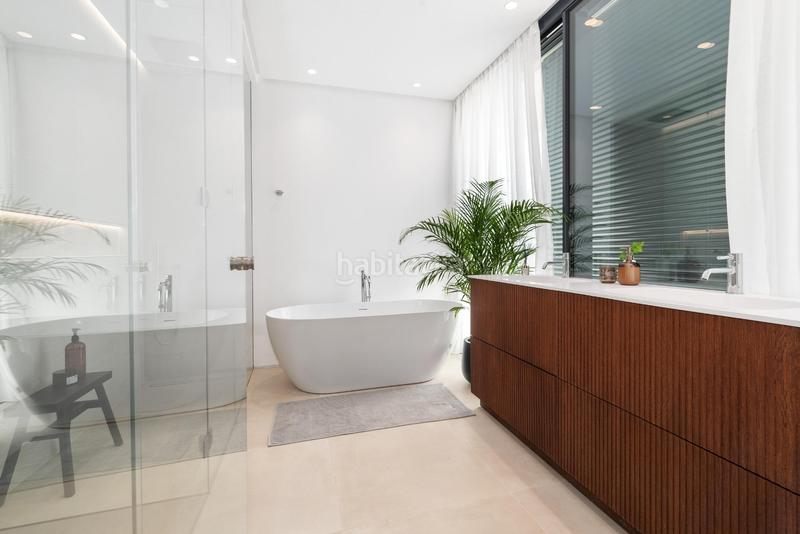 Foto c76cf352-e8ba-4fd8-a1a9-2e5920d2991b. Chalet avec chauffage parking piscine dans Nueva Alcántara Marbella