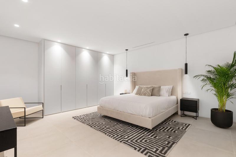 Foto e6cf0e73-a12f-4ff6-bb32-6e20059e8ae5. Chalet avec chauffage parking piscine dans Nueva Alcántara Marbella